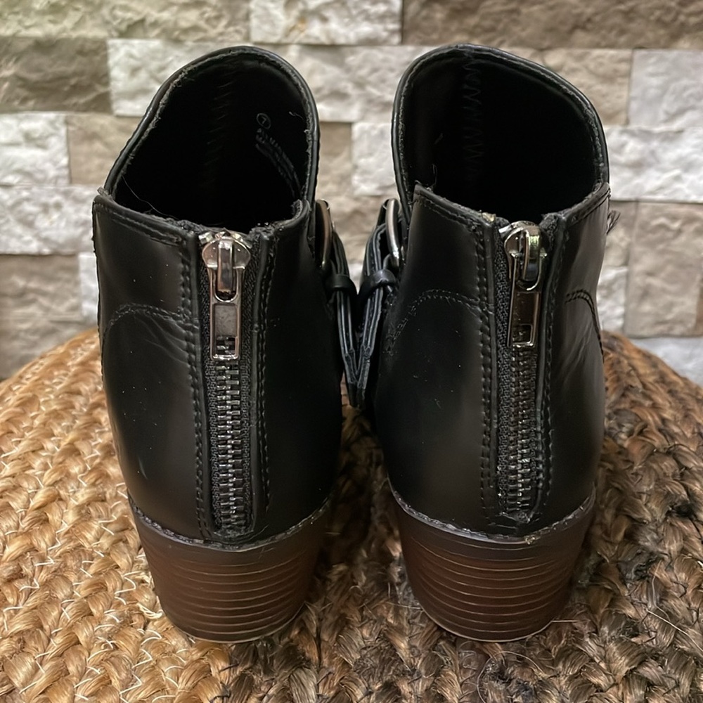 DAVID AARON Women’s Black Ankle Boots Sz. 7 - Picture 6 of 8